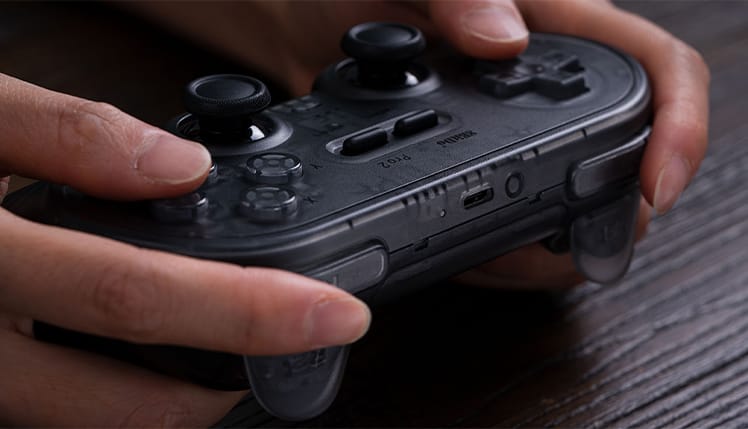 Pro 2 Bluetooth Controller | Credit: 8BitDo 